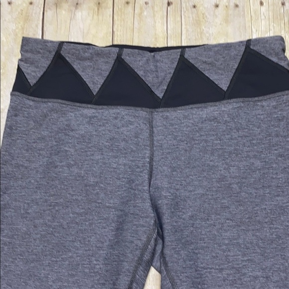 Lululemon Run: Inspire Crop Tights - Picture 3 of 7